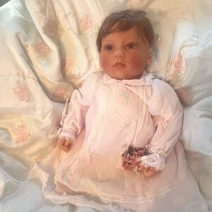 ‘25 Years of Love’ (Retired) Lee Middleton Doll